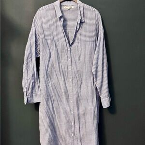 XiRENA Light Blue & White Striped Long Sleeve Shirt Dress